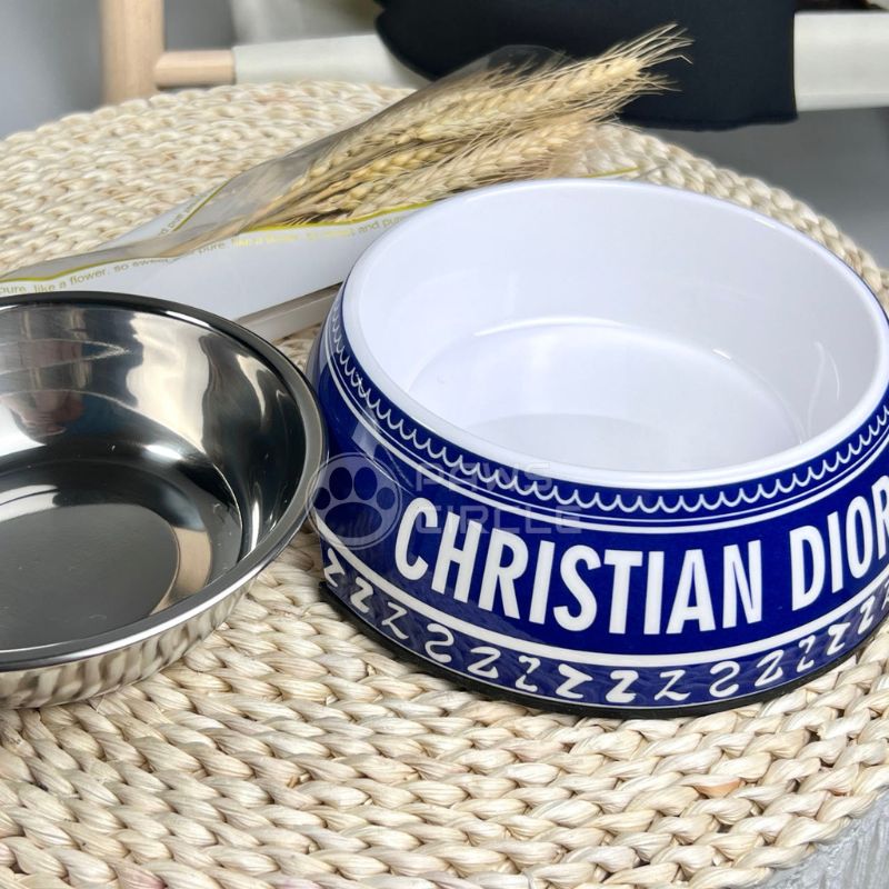 Chewing Dogior Dog Bowl